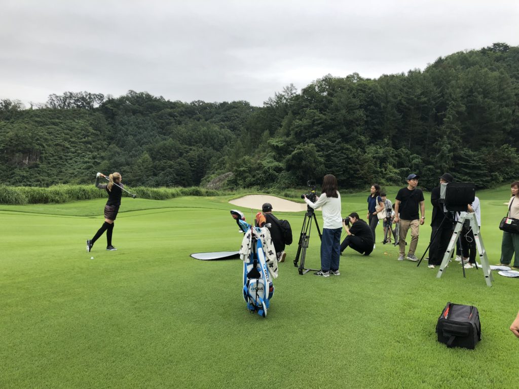 image6 Nelly Korda Teeing Off for Cameras